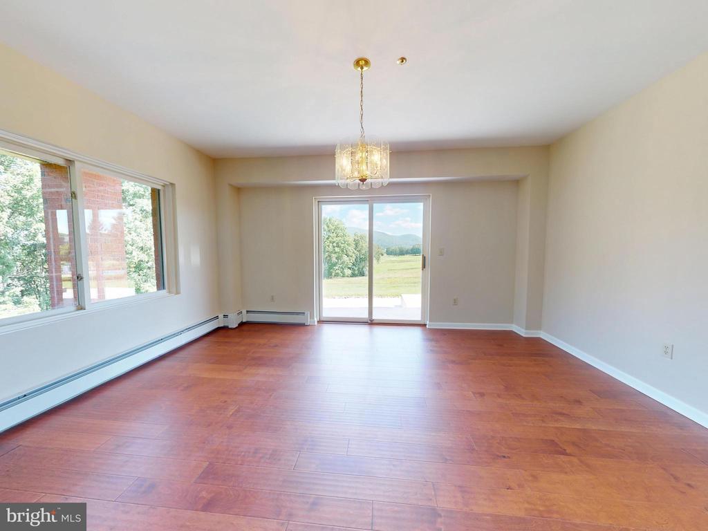 455 WINDMERE DRIVE Unit: LLC