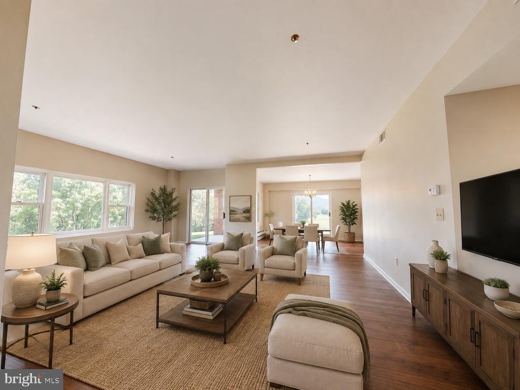 455 WINDMERE DRIVE Unit: LLC