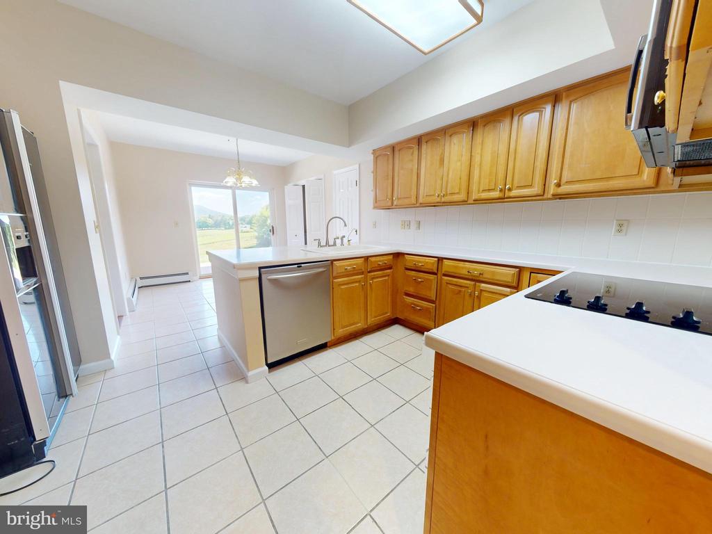 455 WINDMERE DRIVE Unit: LLC