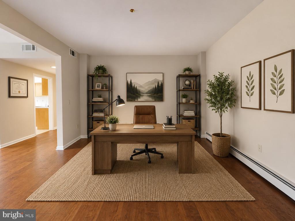 455 WINDMERE DRIVE Unit: LLC