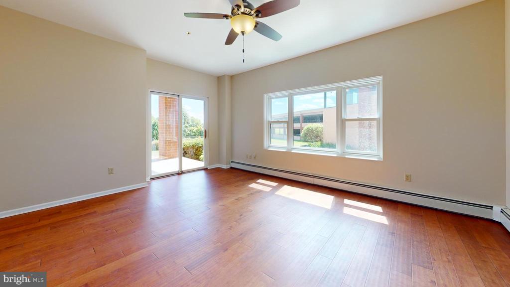 455 WINDMERE DRIVE Unit: LLC