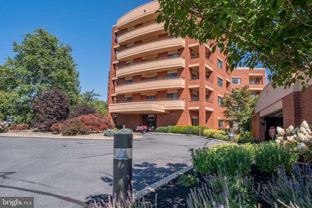 455 WINDMERE DRIVE Unit: LLC