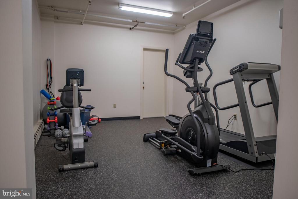 455 WINDMERE DRIVE Unit: LLC