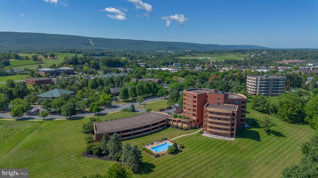 455 WINDMERE DRIVE Unit: LLC