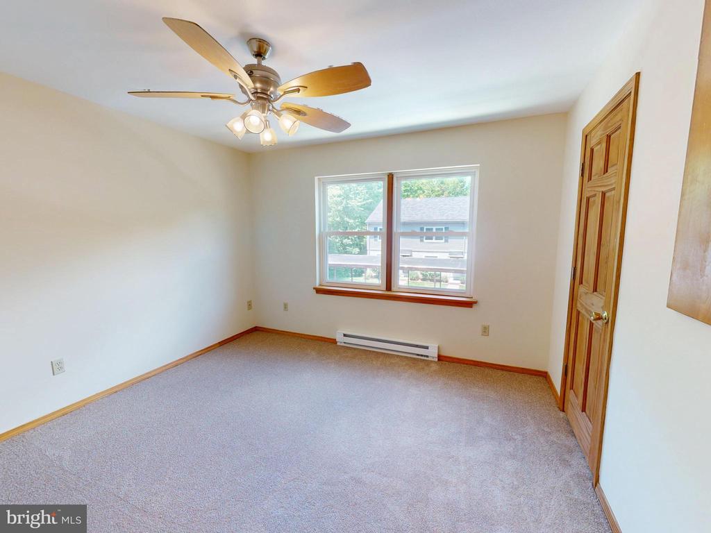 2076 MARY ELLEN LANE