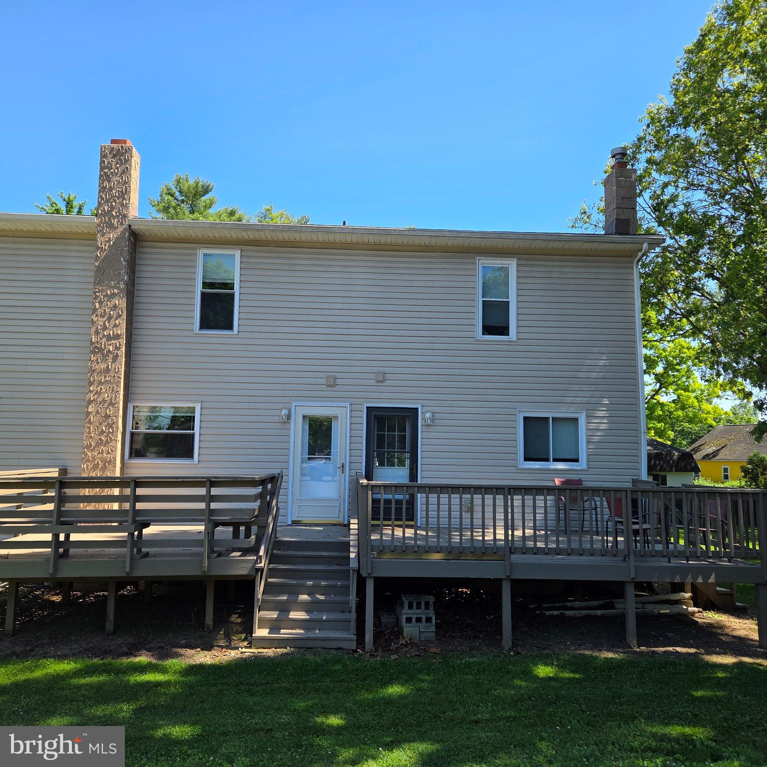 227 - 231 STROUSE AVENUE
