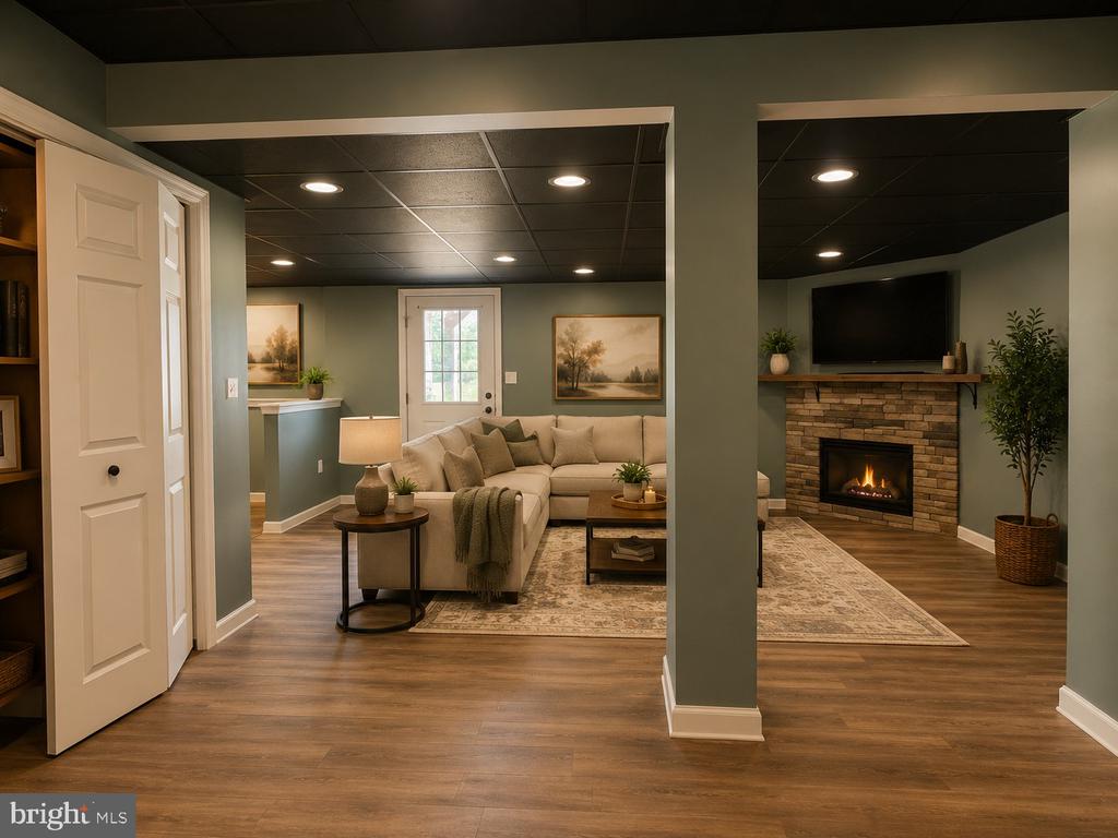 130 LORINDA LANE