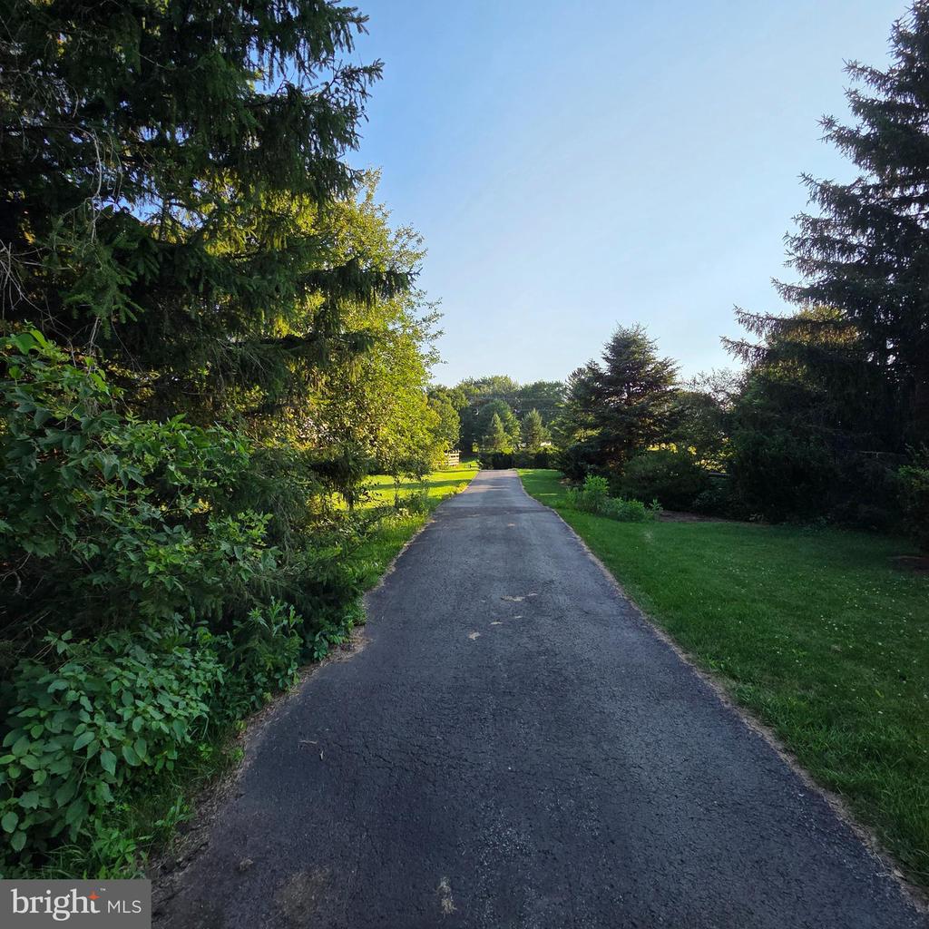 119 GEMSTONE FARM LANE
