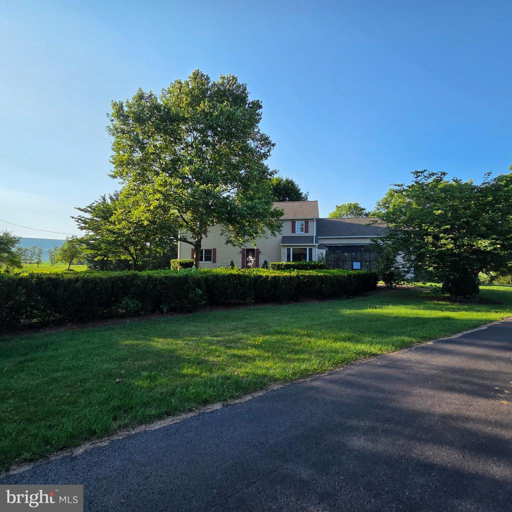 119 GEMSTONE FARM LANE