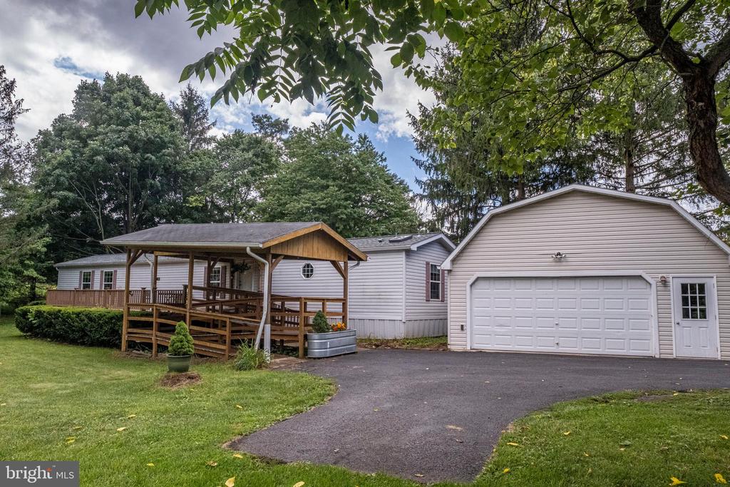 119 GEMSTONE FARM LANE