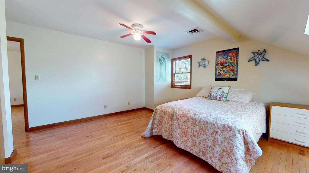 119 GEMSTONE FARM LANE