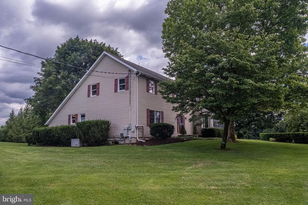 119 GEMSTONE FARM LANE