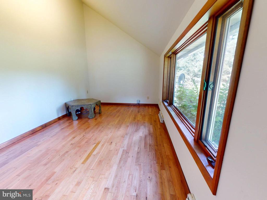 119 GEMSTONE FARM LANE