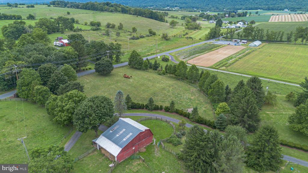 119 GEMSTONE FARM LANE