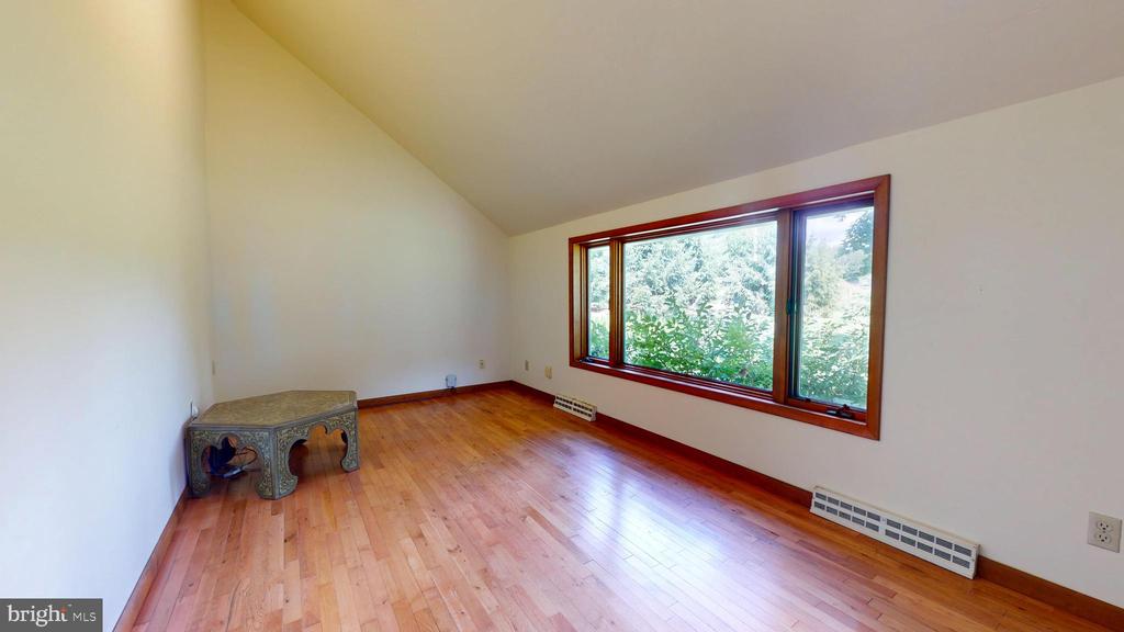 119 GEMSTONE FARM LANE