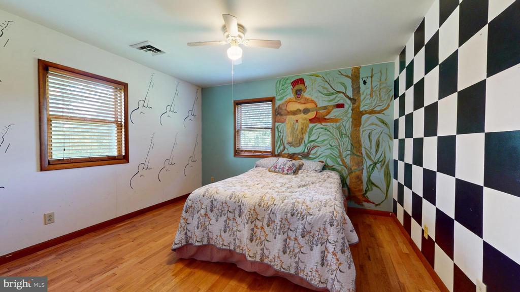 119 GEMSTONE FARM LANE