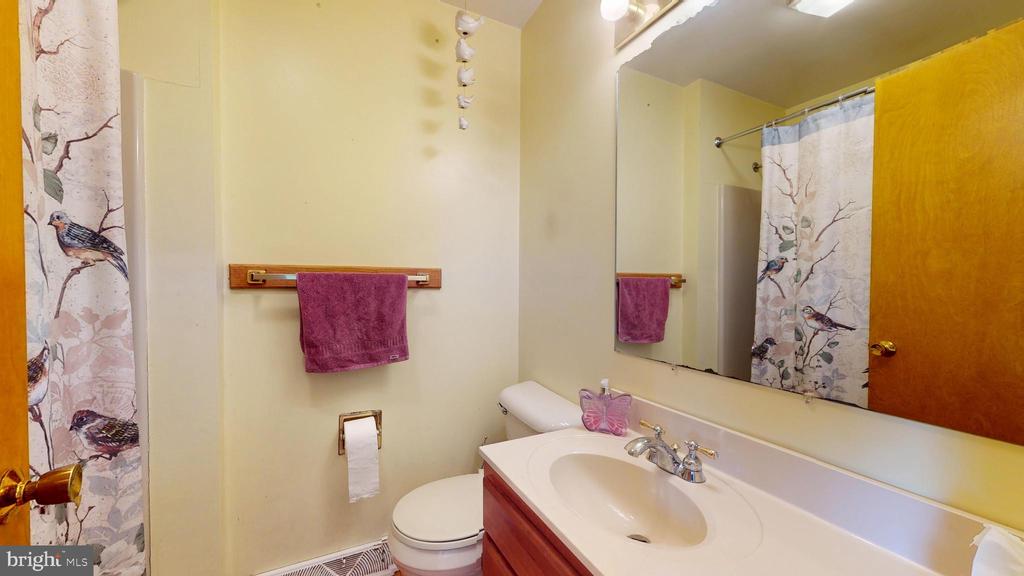 119 GEMSTONE FARM LANE