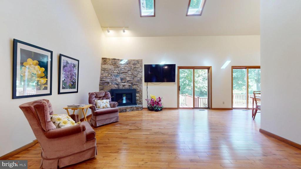 119 GEMSTONE FARM LANE