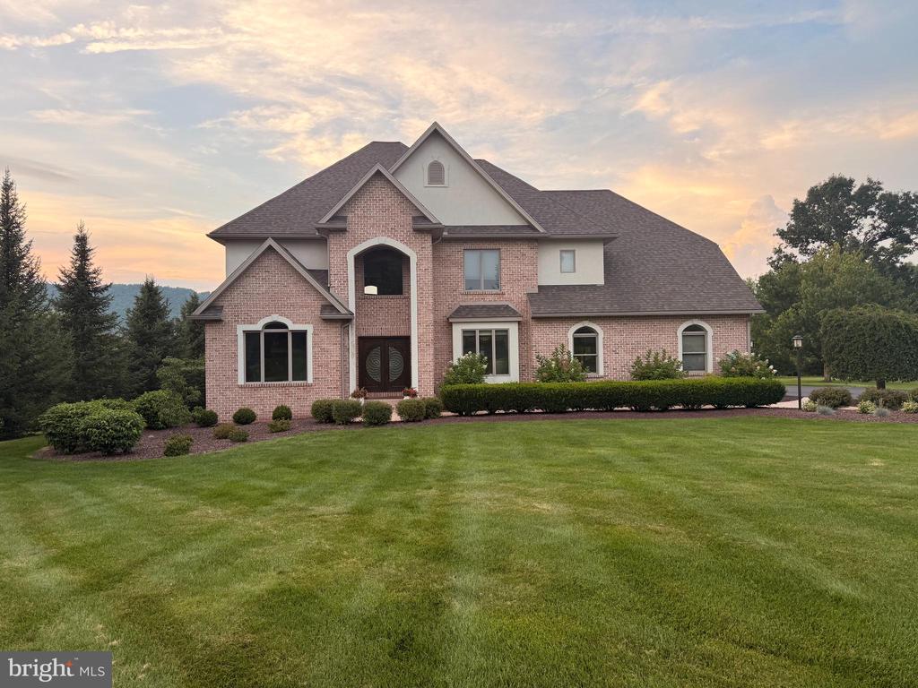 119 SALIX DRIVE