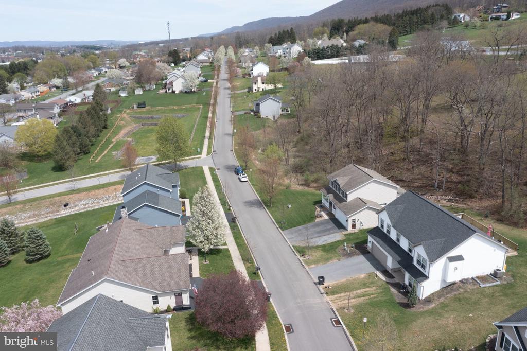 265 JAY LANE