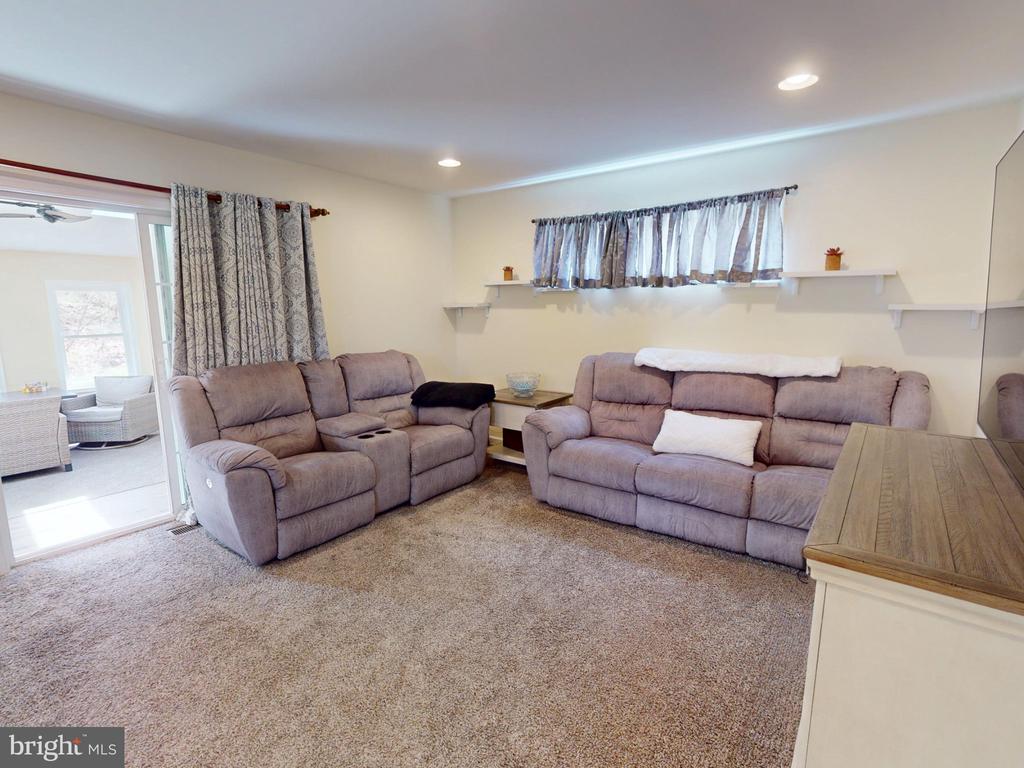 265 JAY LANE