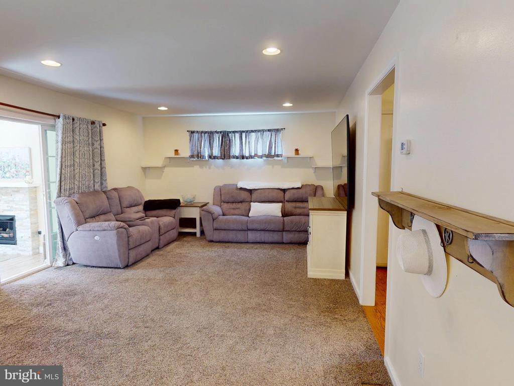 265 JAY LANE