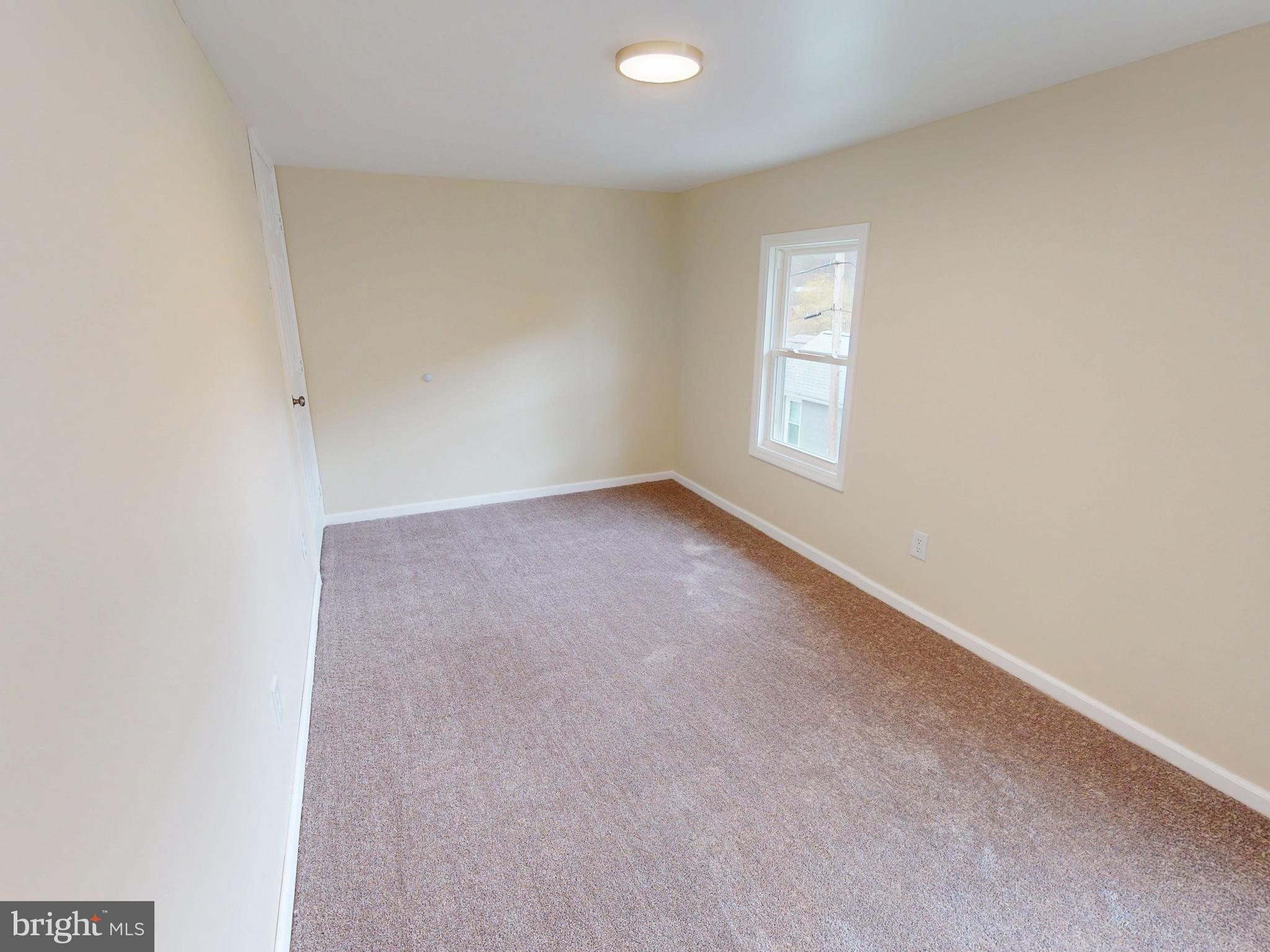 210 S CHESTNUT STREET