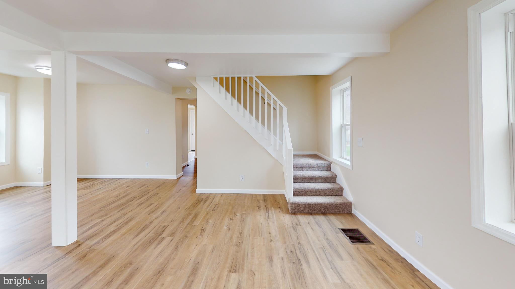 210 S CHESTNUT STREET