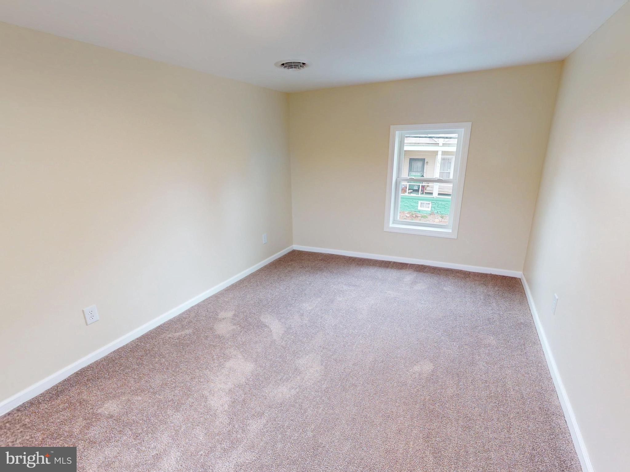 210 S CHESTNUT STREET