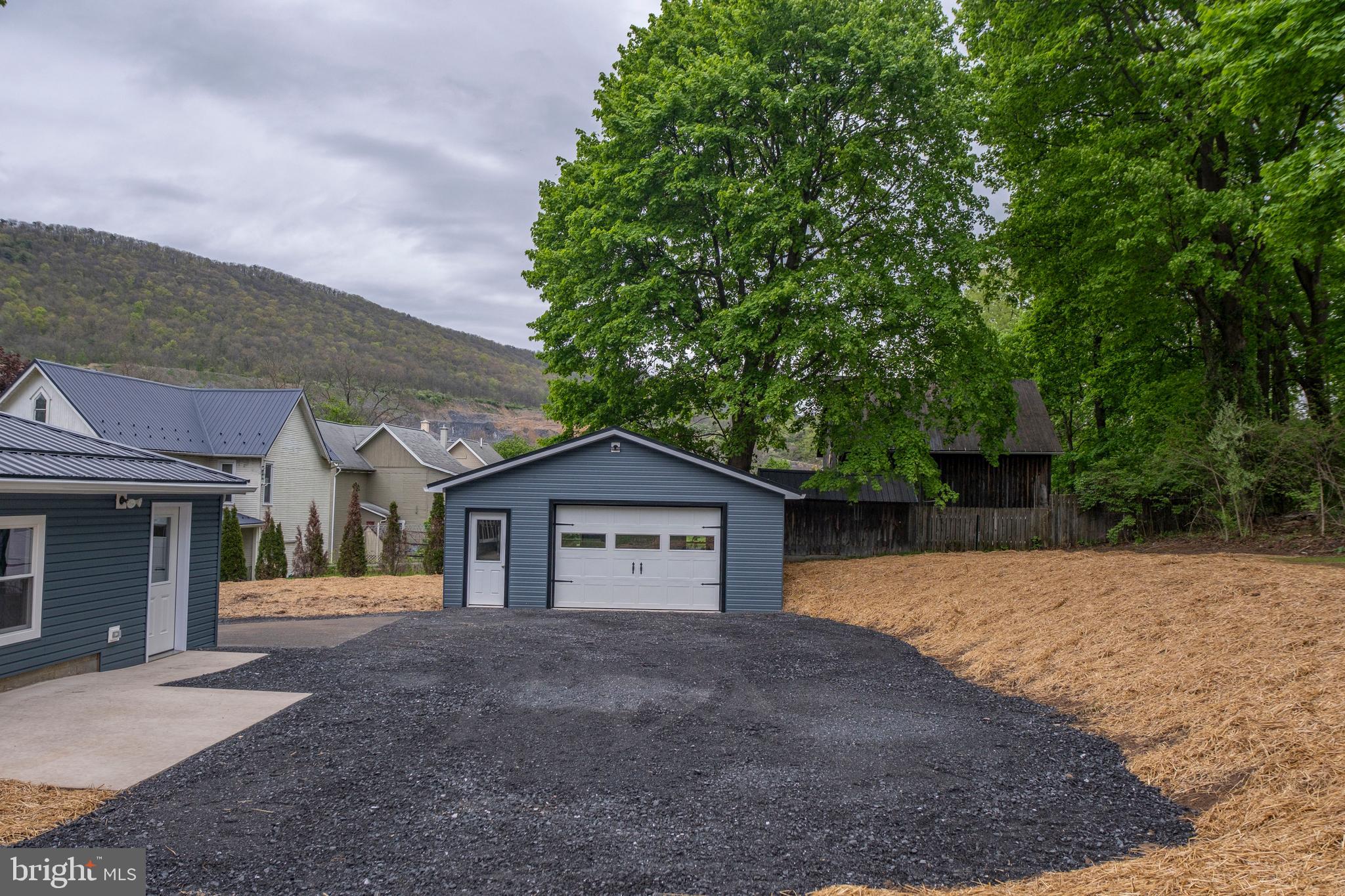 320 LONG RUN ROAD