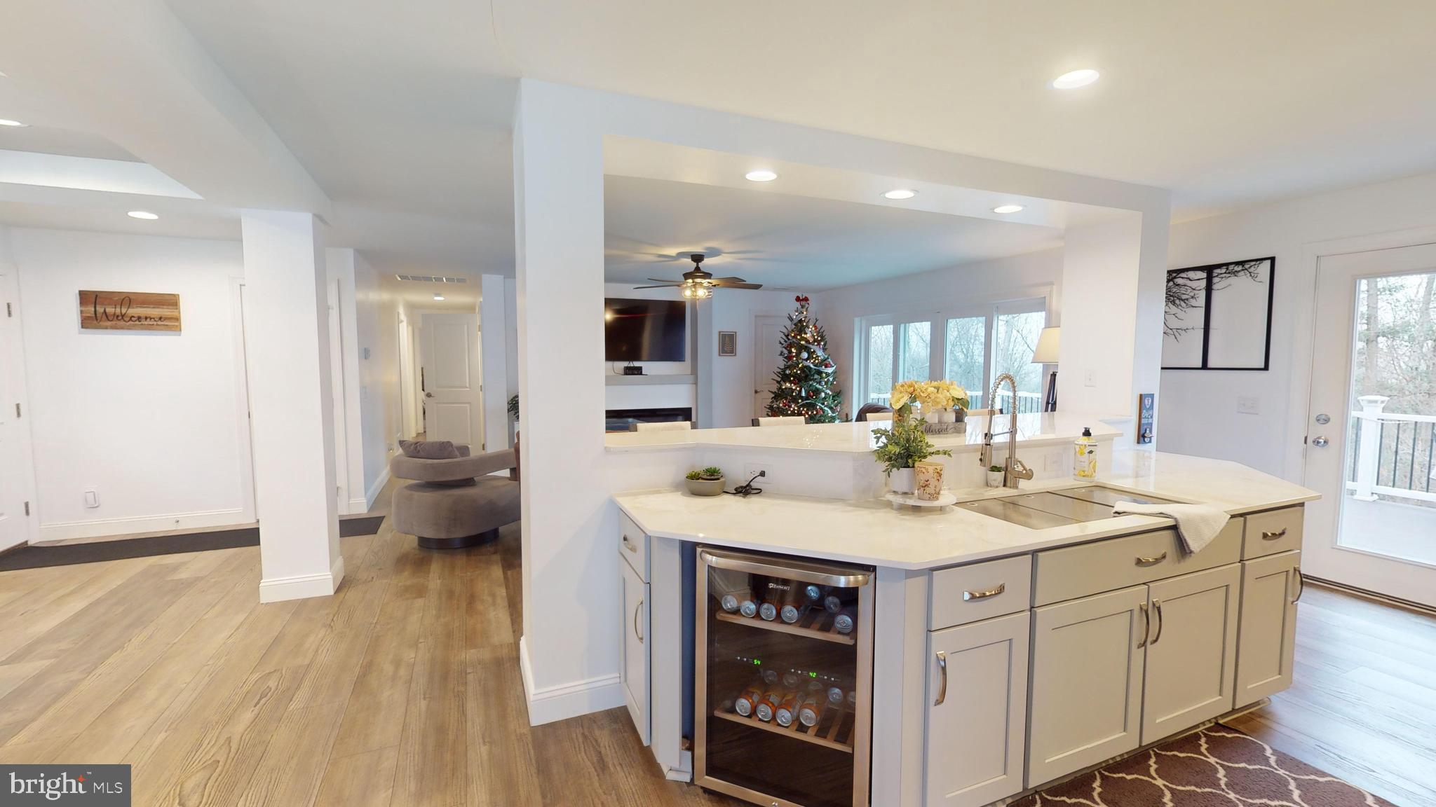 2485 HUNDRED SPRINGS ROAD