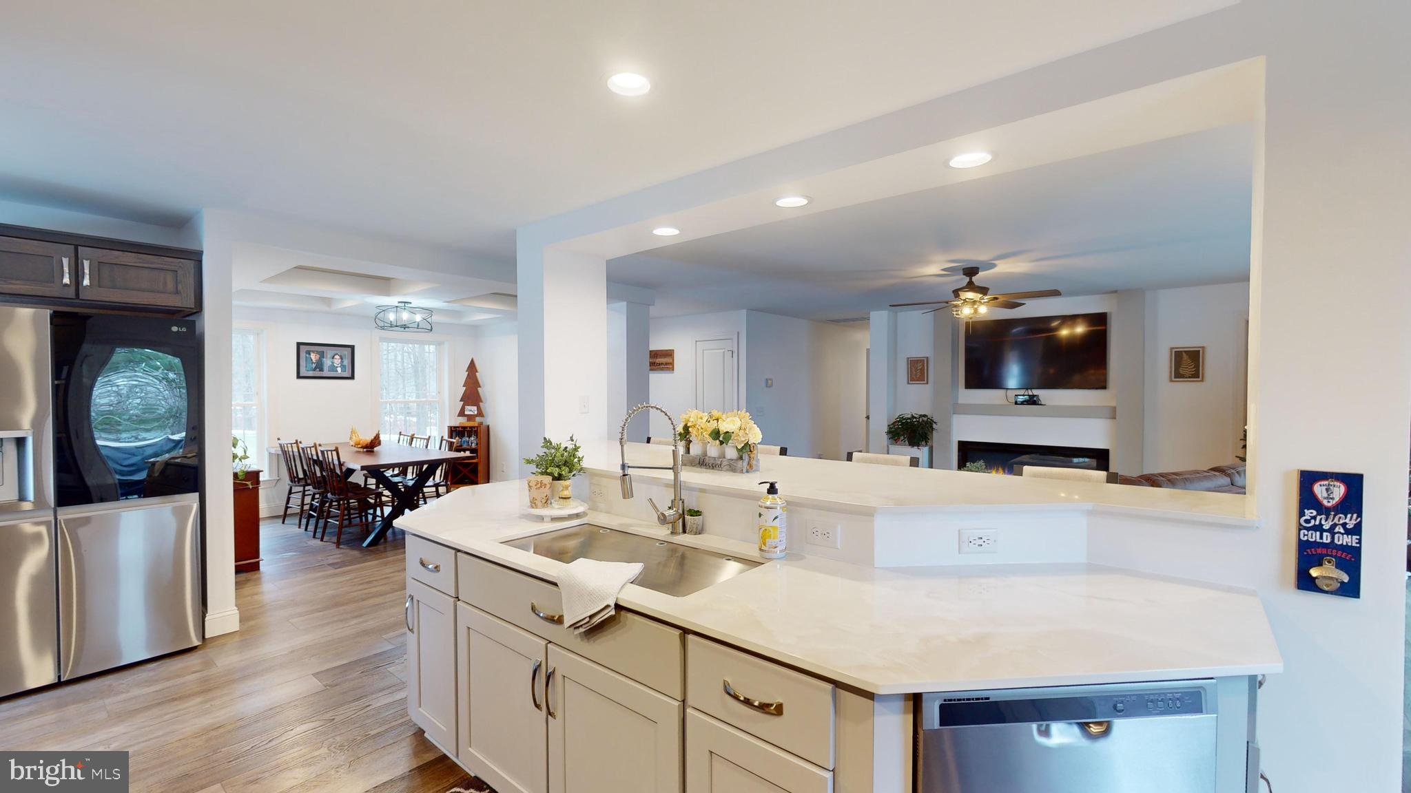 2485 HUNDRED SPRINGS ROAD