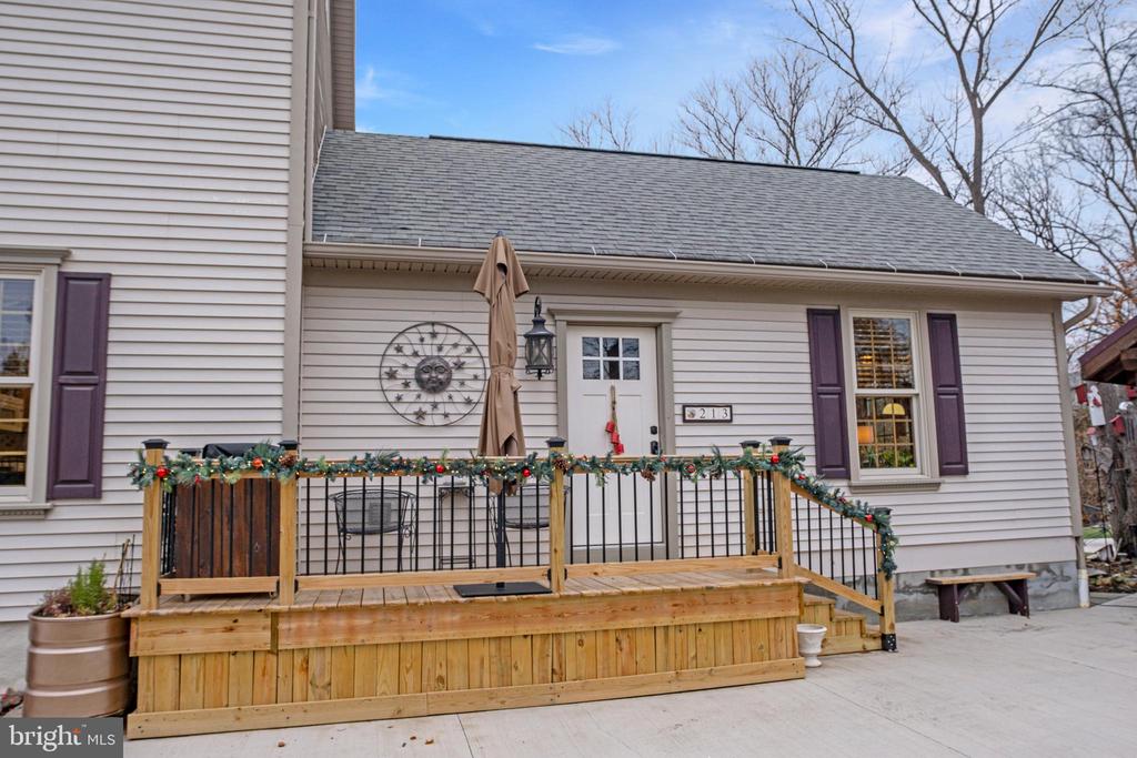 213 MAIN STREET