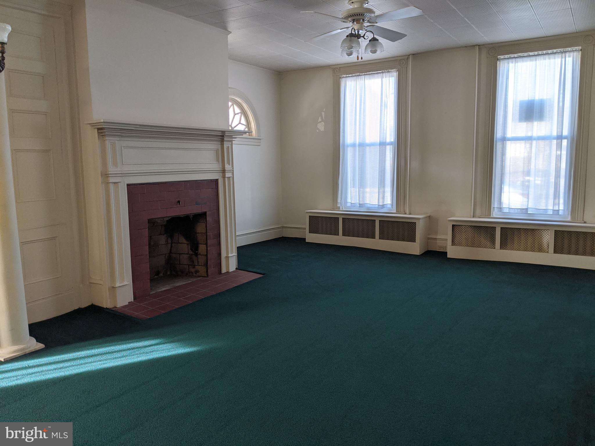 412 MAIN STREET