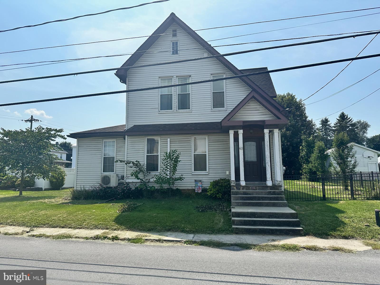 60 WALNUT STREET