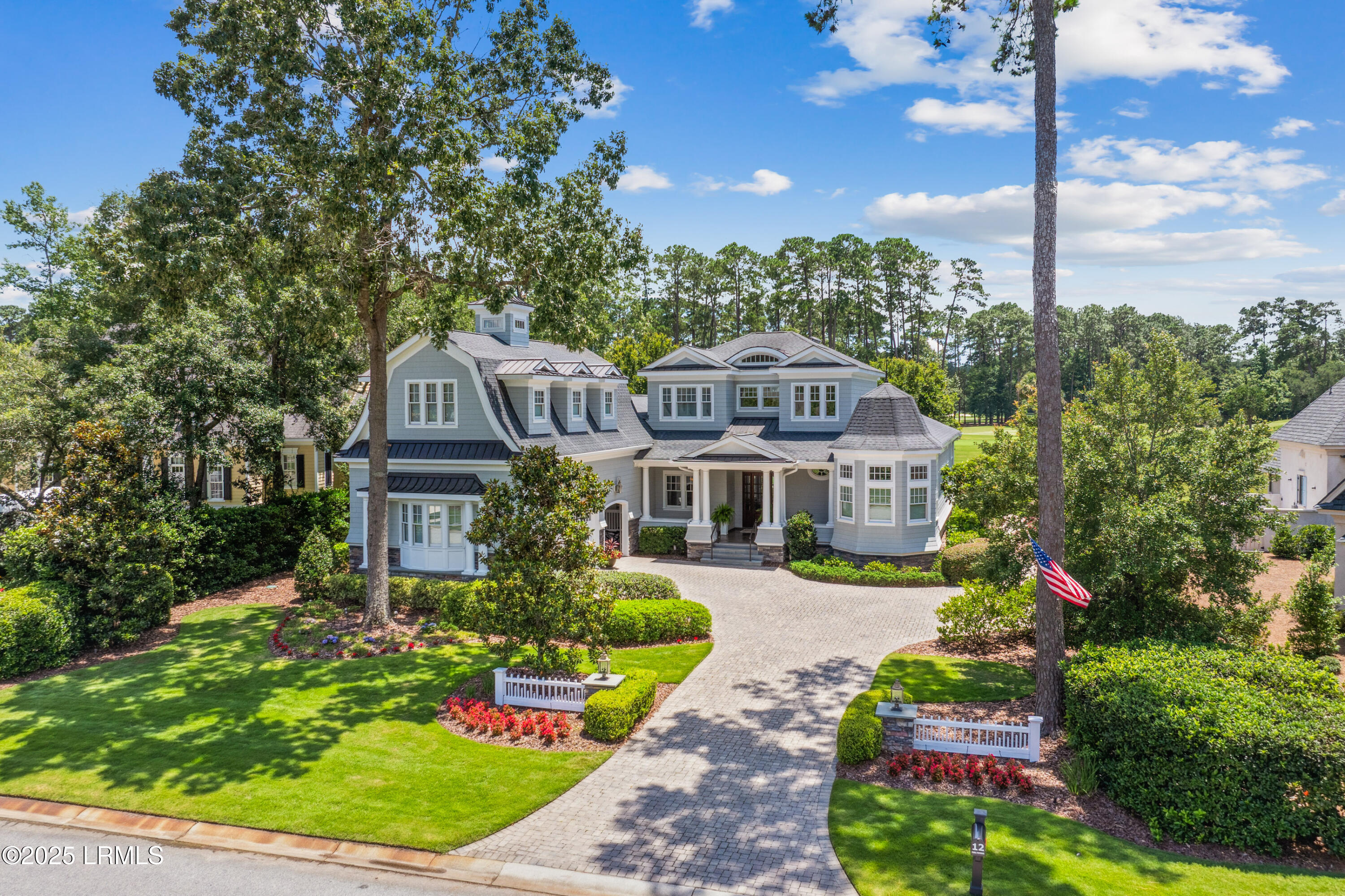 12 Holly Grove Road