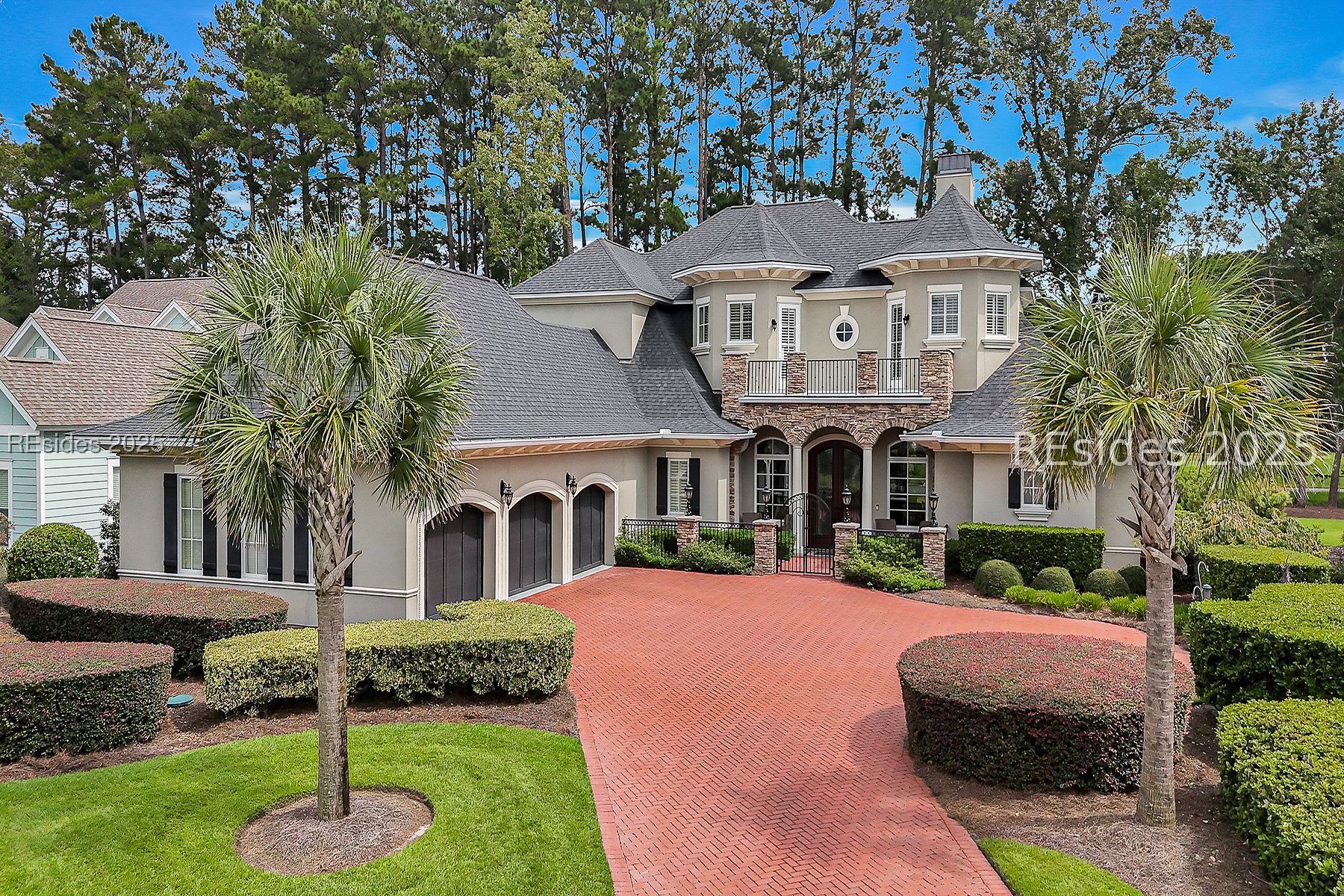 50 Clifton Drive
