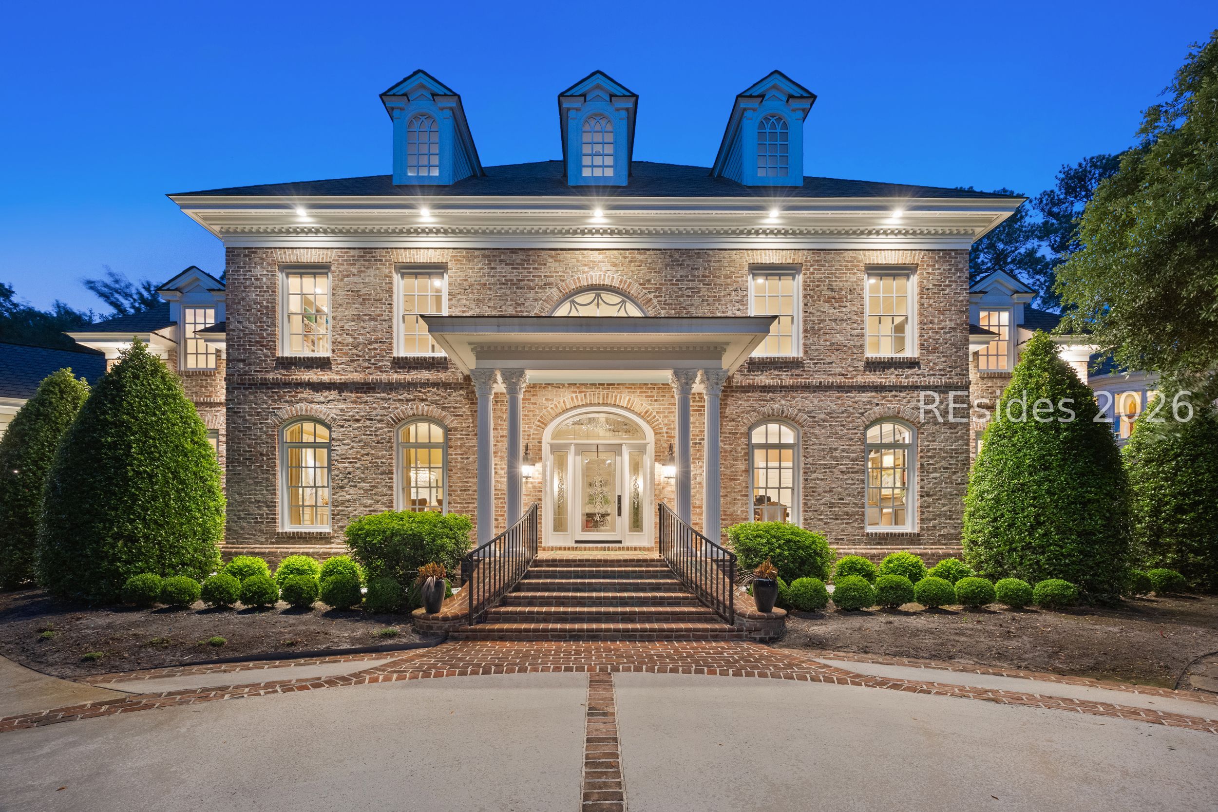 2 High Ponds Lane