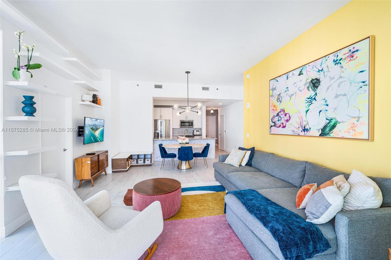 951 Brickell Ave # 911