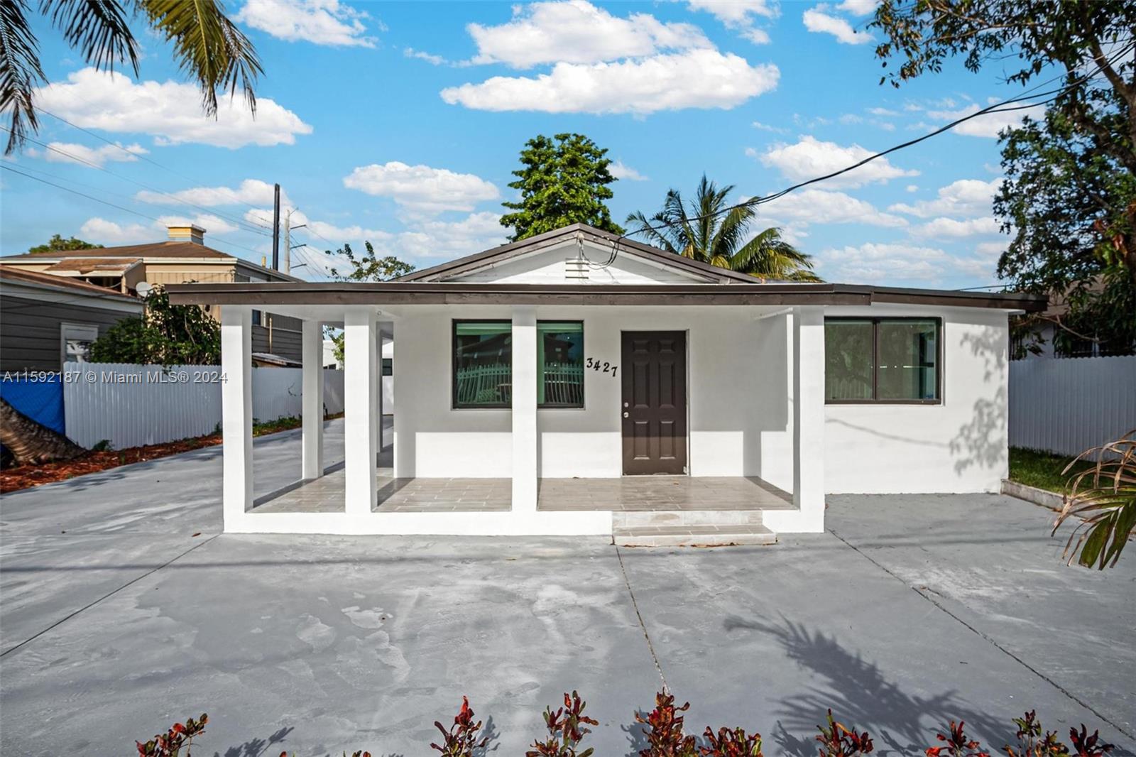3427 NW 9th Ave