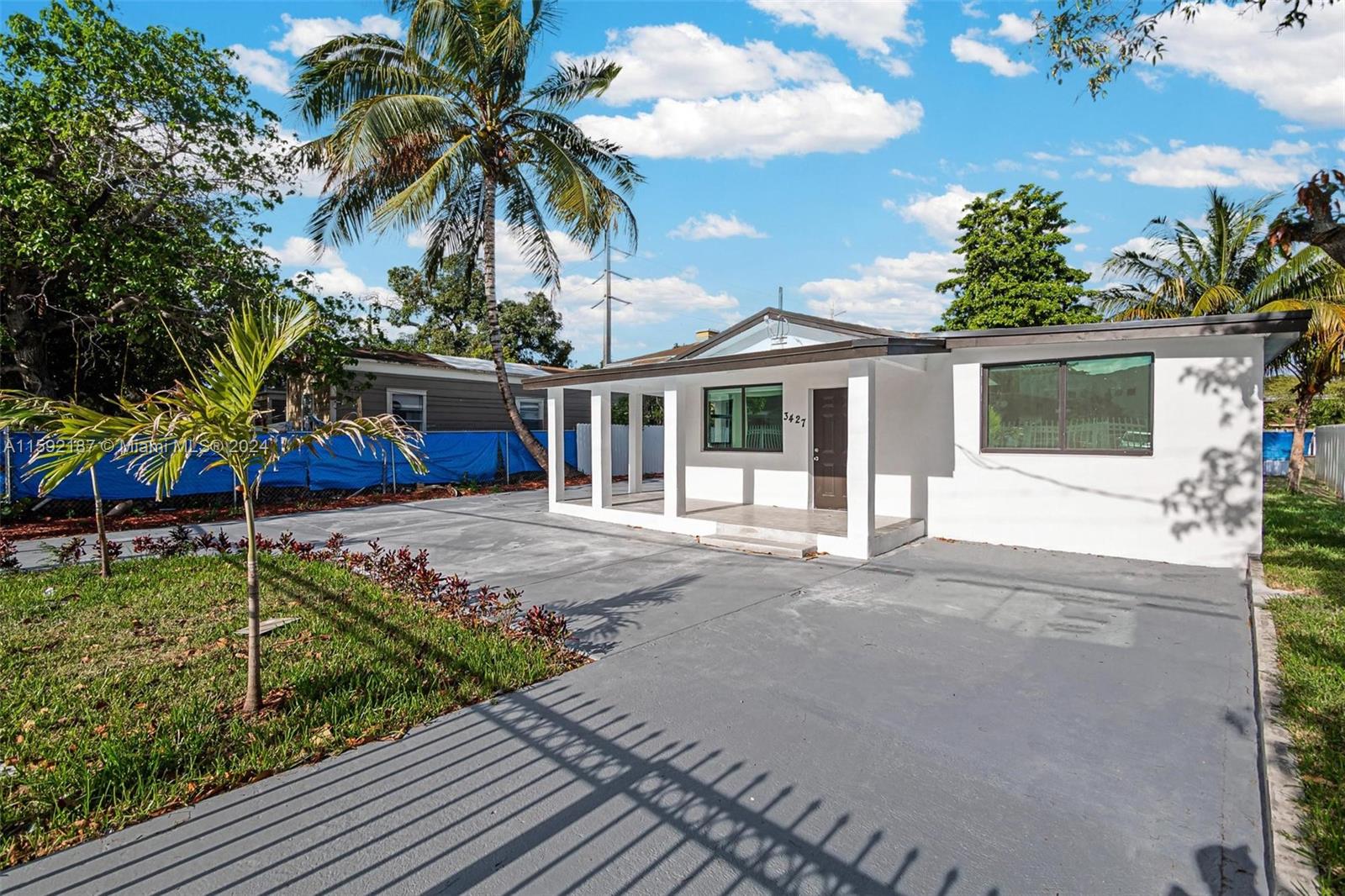 3427 NW 9th Ave