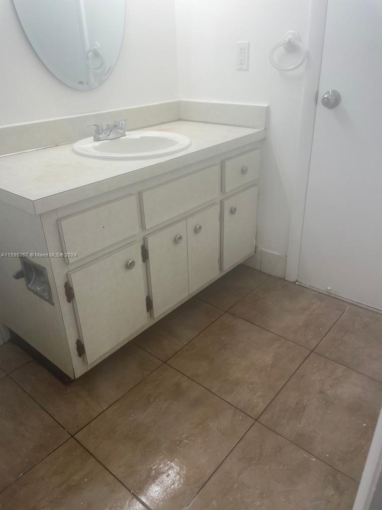 15600 NW 7th Ave # 212