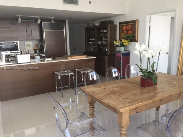 465 BRICKELL AV # 3002