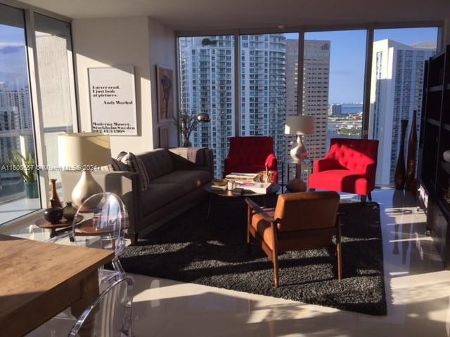 465 BRICKELL AV # 3002