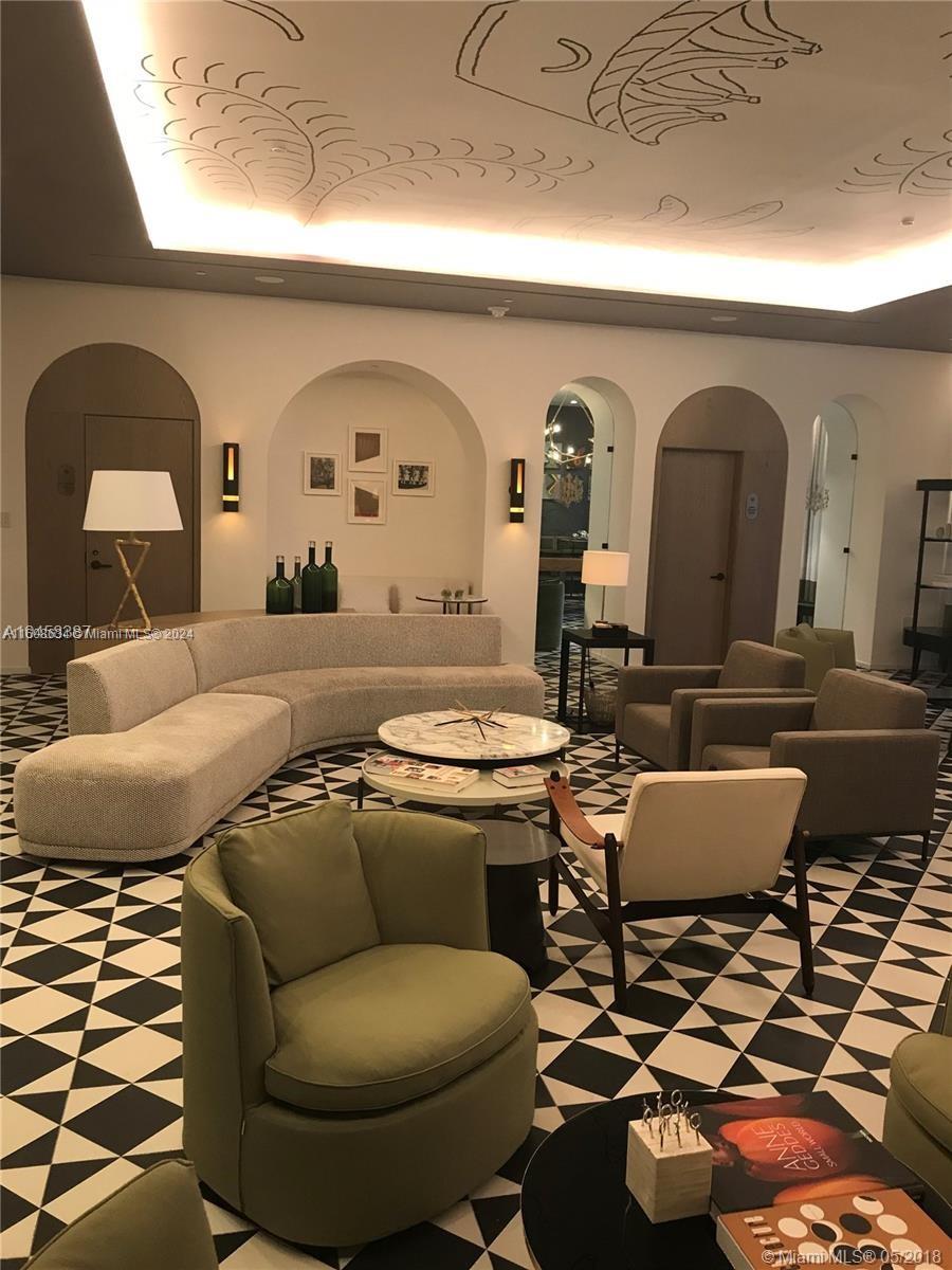 801 S Miami Ave Unit: 1402