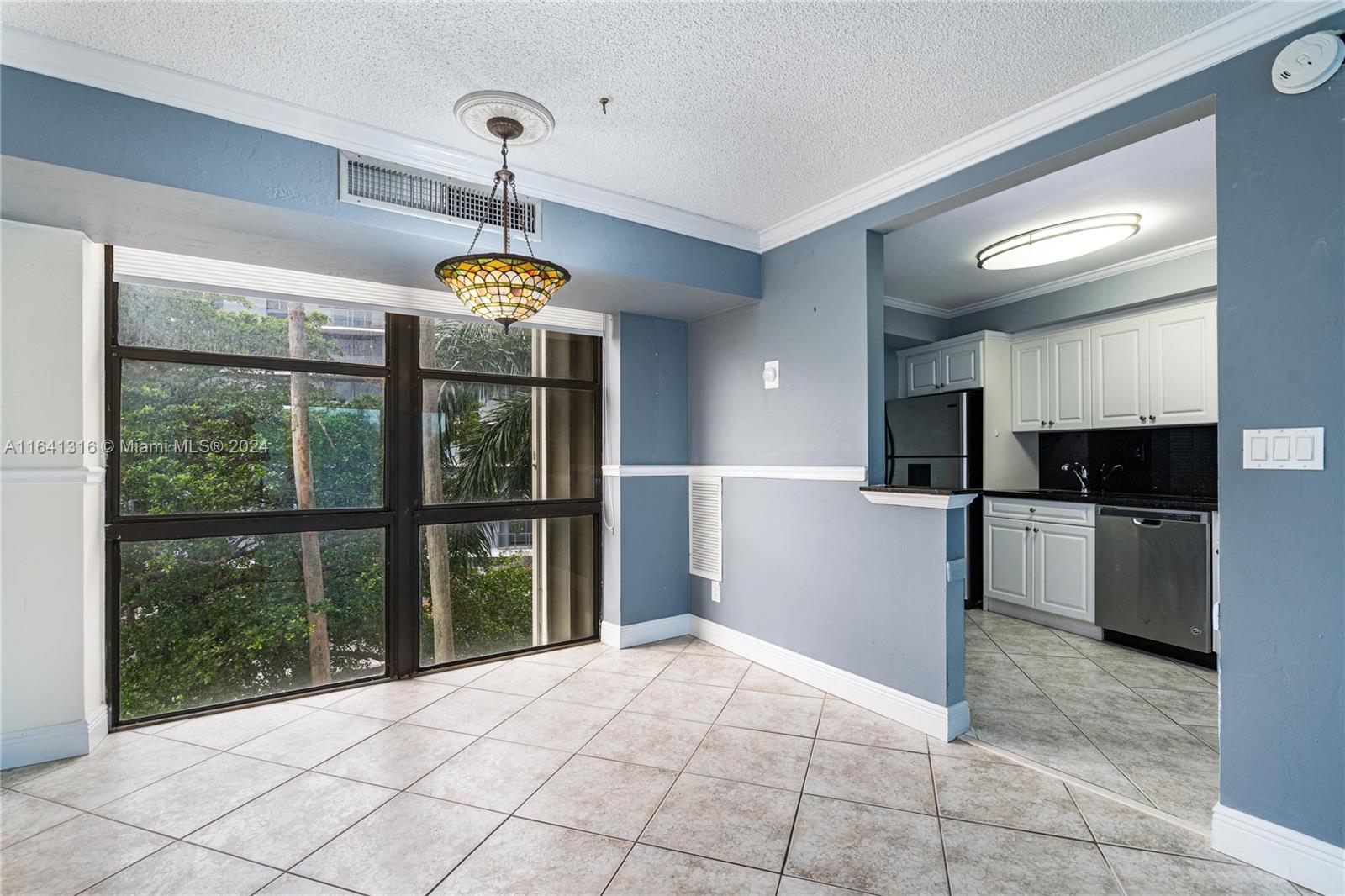 5701 Biscayne Blvd # 401