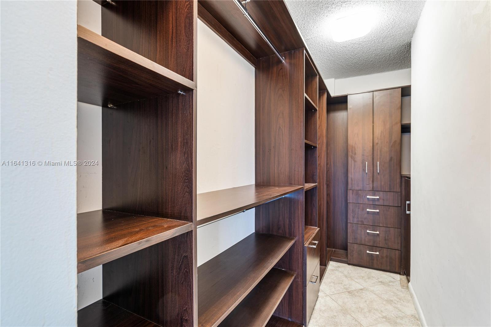 5701 Biscayne Blvd # 401