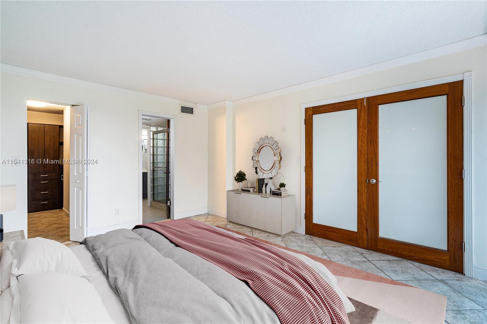 5701 Biscayne Blvd # 401