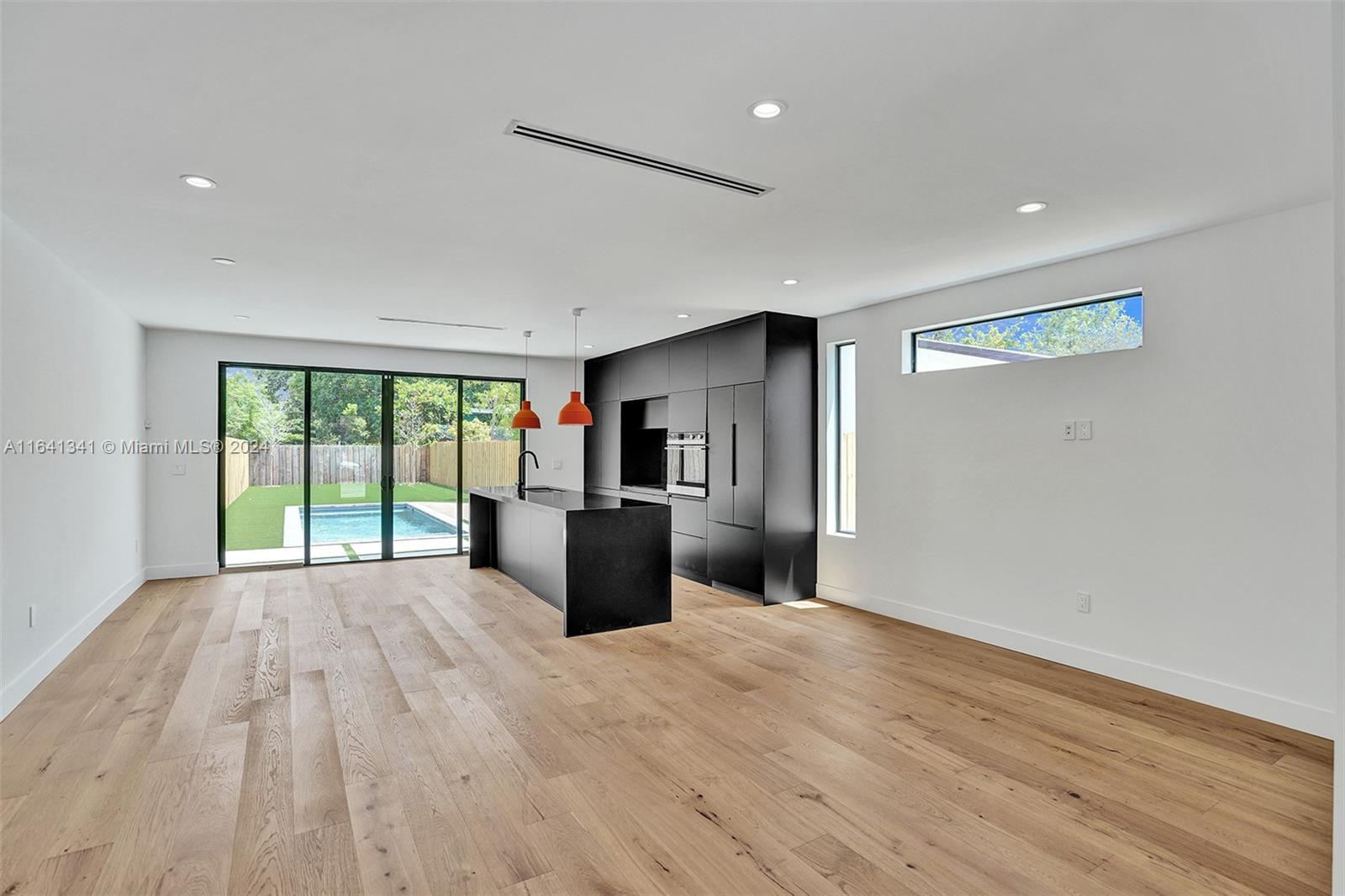 353 NW 50th St