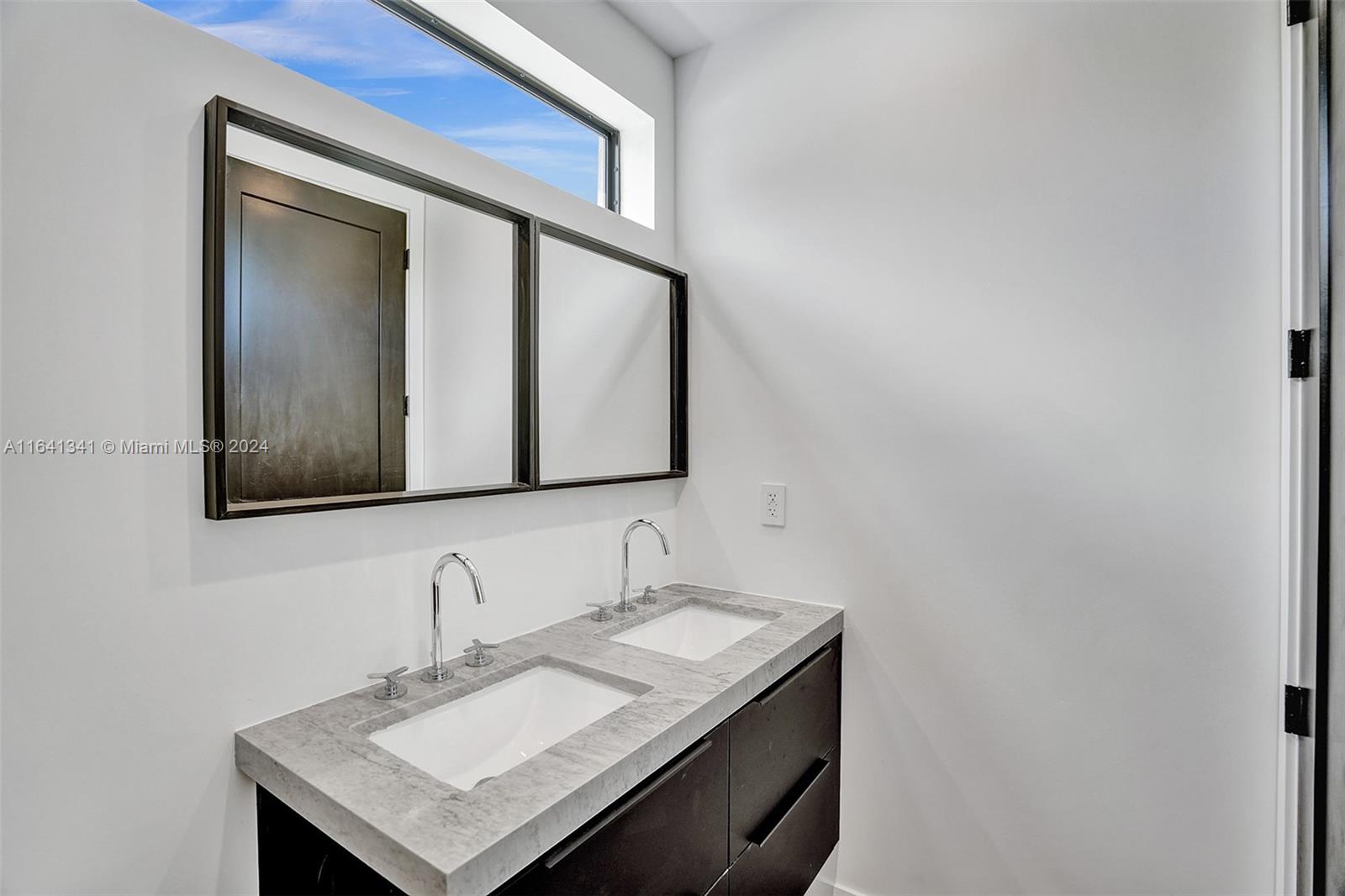 353 NW 50th St